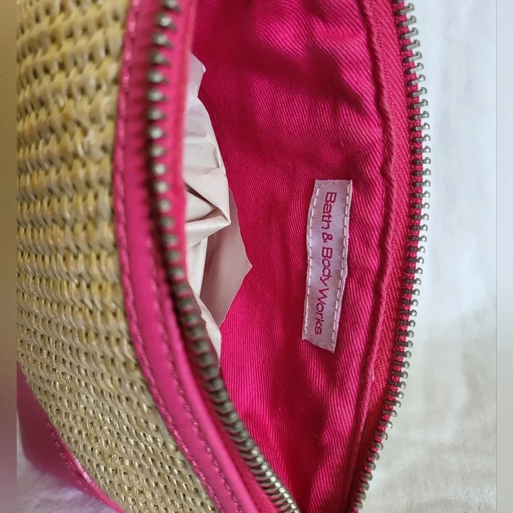 Bath & Body Works Hot Pink‎ Raffia/Straw Zippered Cosmetic/Travel Bag
